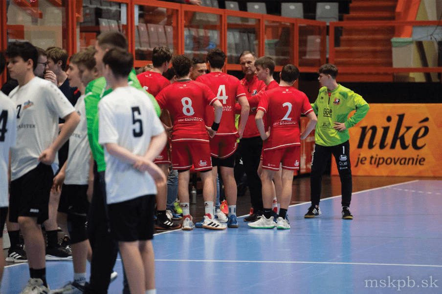 Turnaj Final 4 starších žiakov
