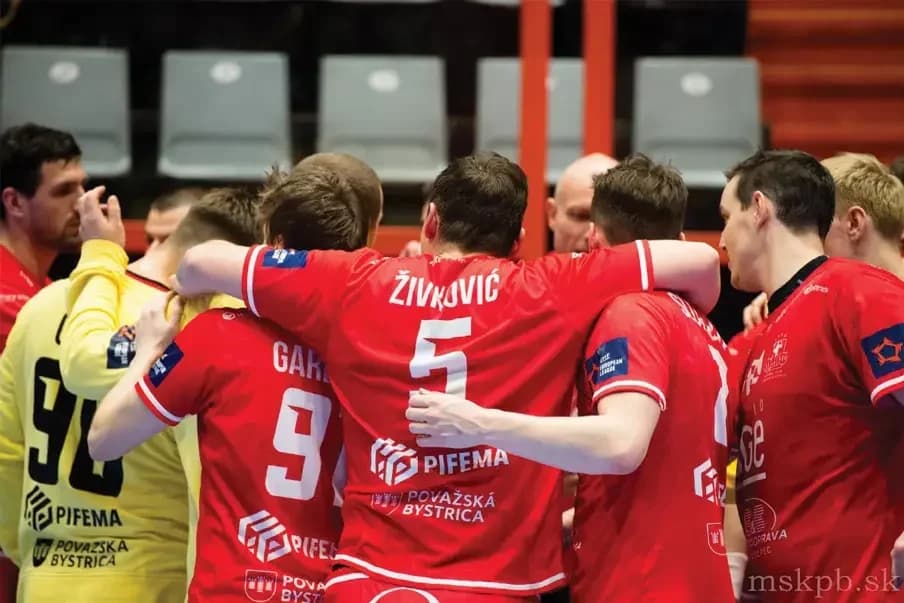 NHE: JASNÉ VÍŤAZSTVÁ FAVORITOV