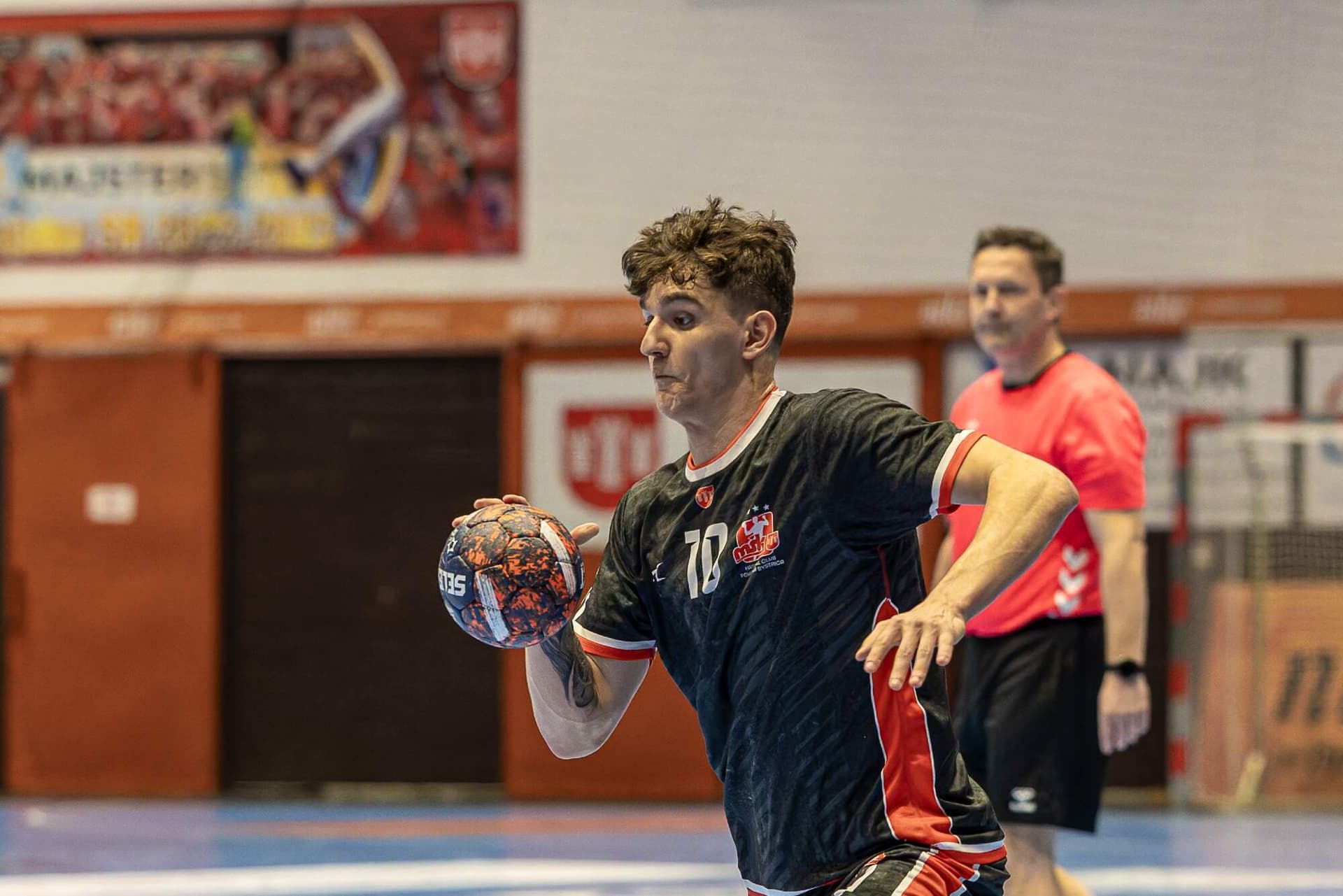 Z VEDENIA 18:17 PREHRA 19:30...