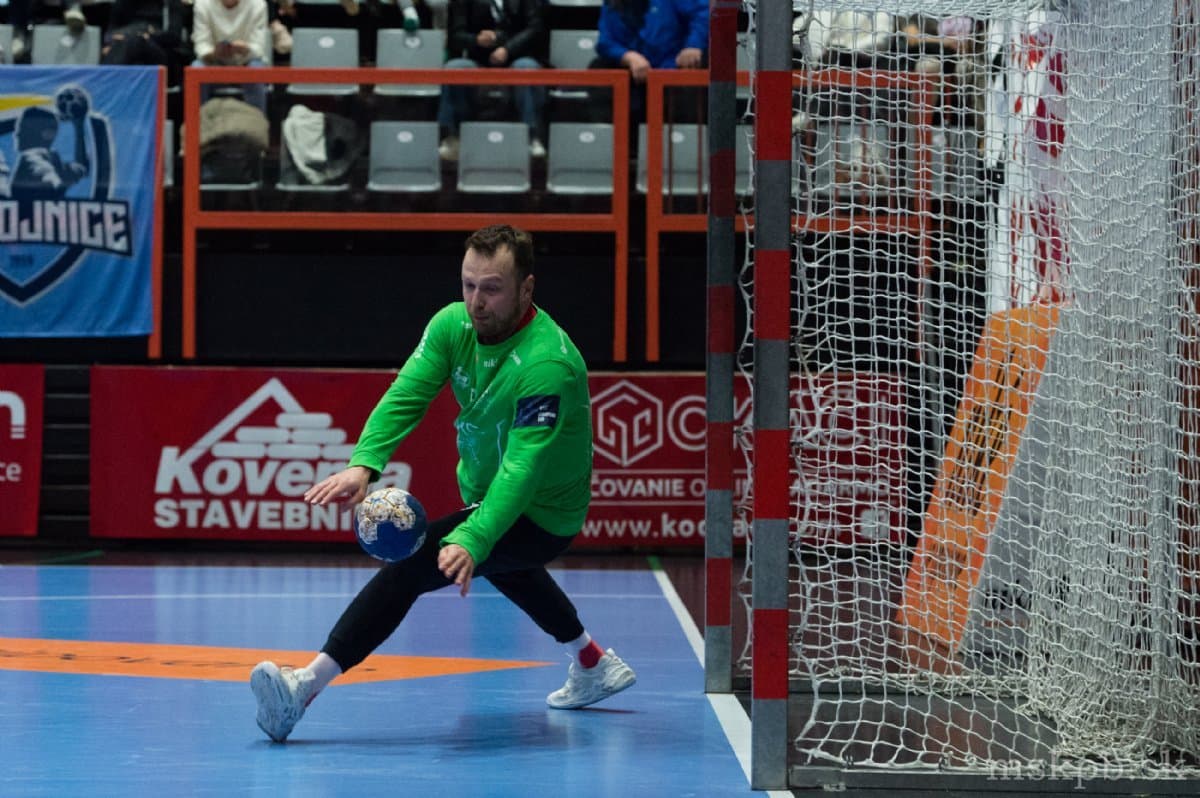 HRÁČI MŠK POVAŽSKÁ BYSTRICA UTVORILI V REPRE VEĽKÚ A SILNÚ ENKLÁVU A HRAJÚ CHUJA