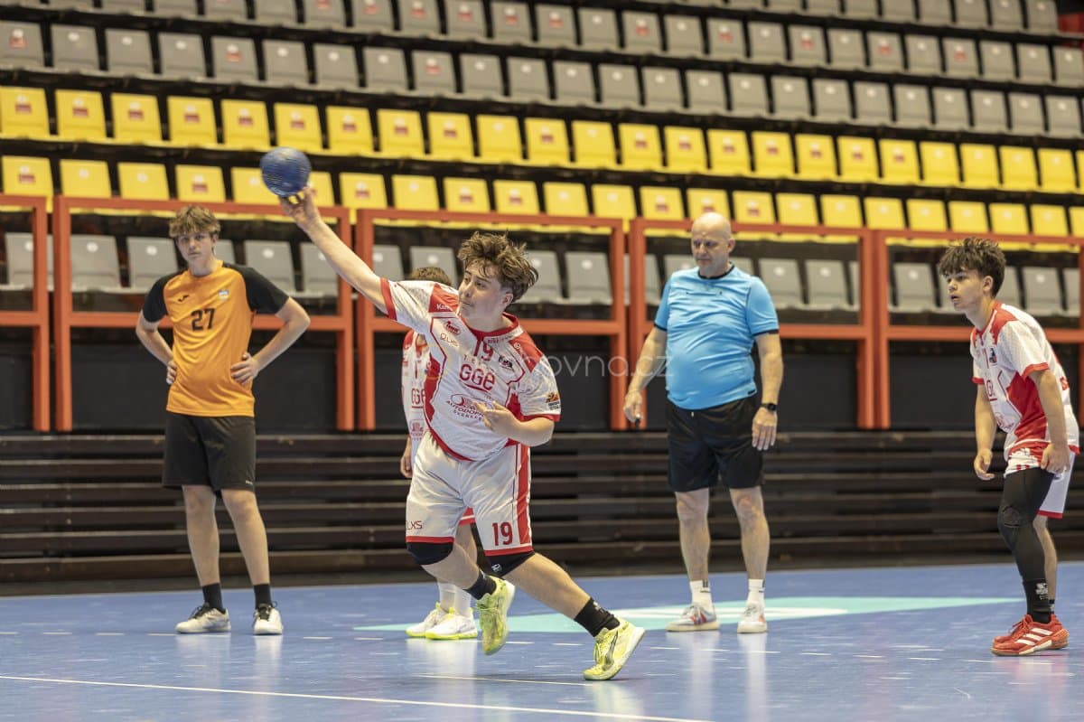 „ÁČKO“ SI UPEVNILO VEDENIE V TABUĽKE